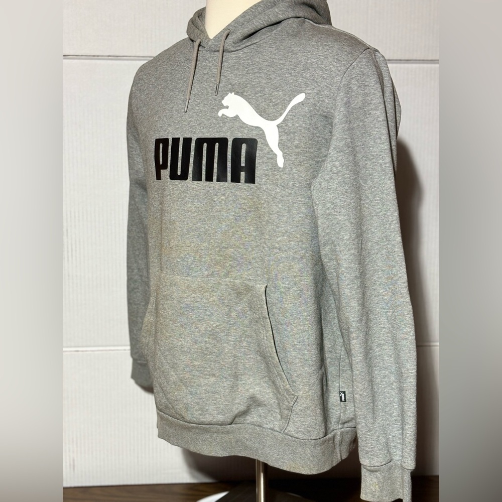 PUMA MEN’S XL GRAY PULL-ON HOODED SWEATSHIRT.28” L 24” p2p 24” sleeve 10…